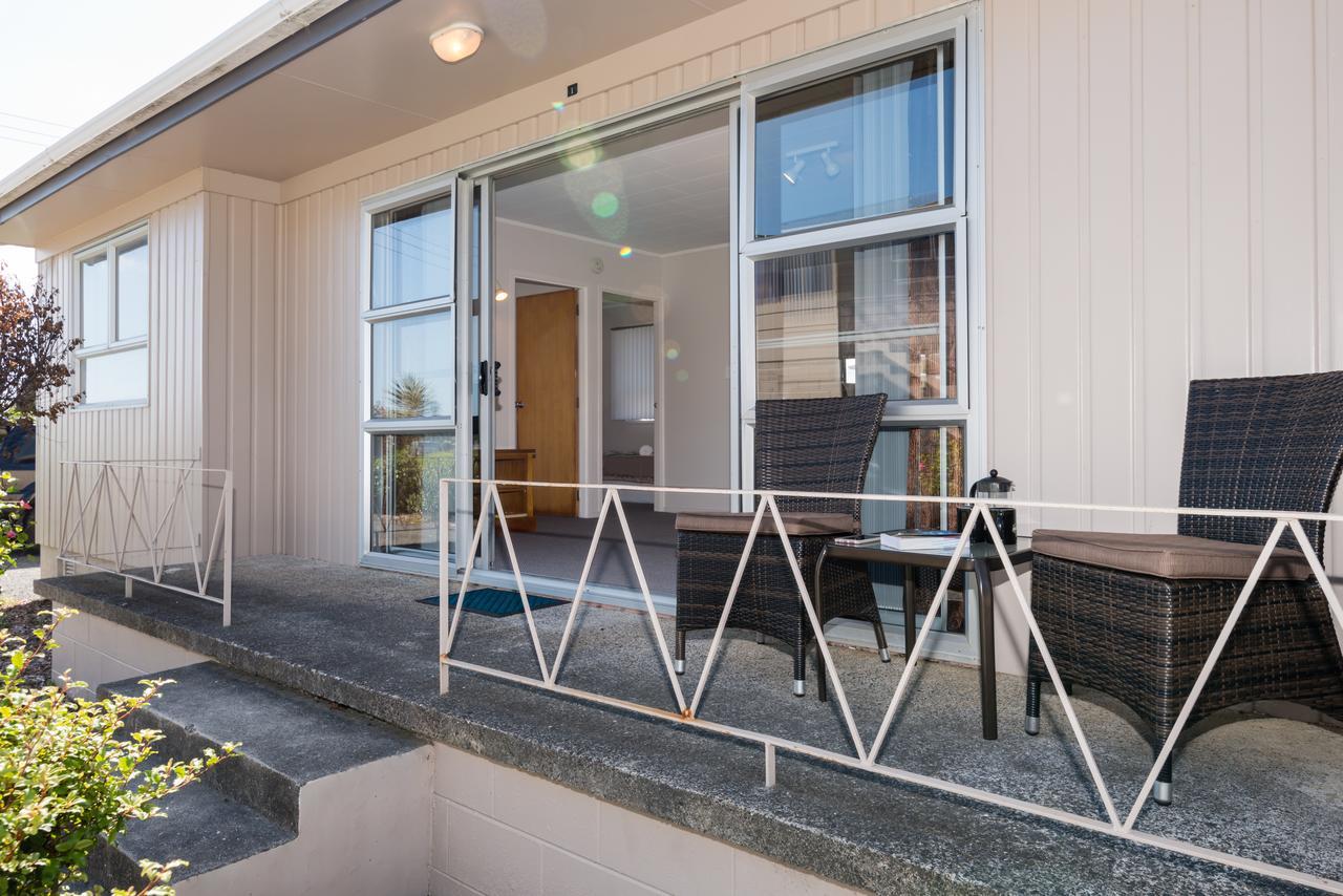 Waitangi Beach Units エクステリア 写真