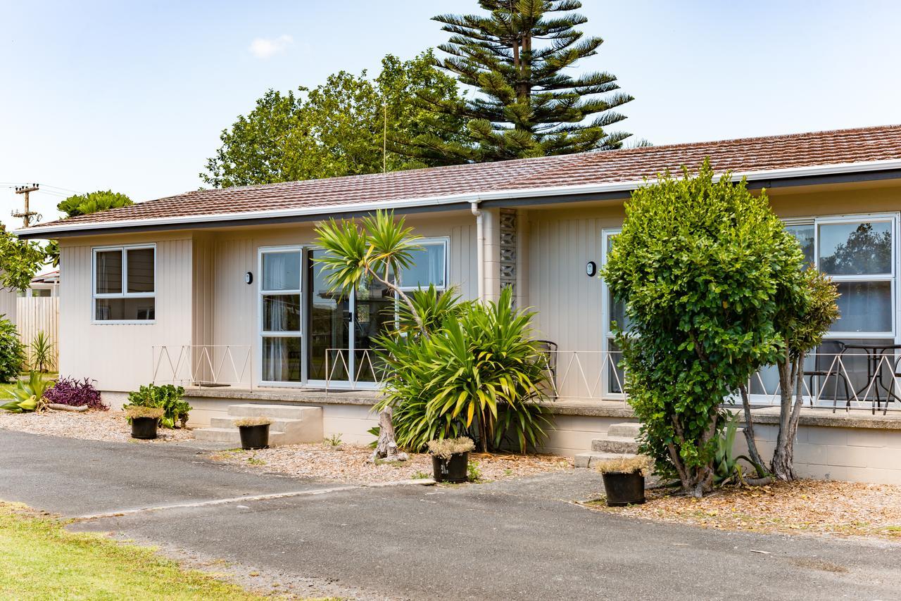 Waitangi Beach Units エクステリア 写真